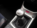 ナビ・バックカメラ・ドライブレコーダーなどの用品取付はもちろんボディコーティングなどのご要望も承れます☆