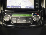 オートエアコンで車内はいつでも快適!