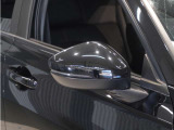 ◆ドアミラーウインカー◆ドアミラーにウインカーを装備しています。対向車に自身の進行方向を合図し安全に運転できます。