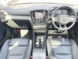 XC40 B4 AWD インスクリプション 4WD 