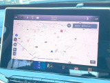 ●純正ナビ:一体感のあるナビは、高級感ある車内を演出してくれます。Bluetooth再生などオーディオ機能も充実しておりますので、運転もより楽しめます♪