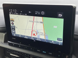 地図を画面いっぱいに表示し、現在地周辺の道や施設を確認しやすい構成です。行き先の確認やルート選びに役立ち、初めて訪れる場所への移動もサポートしてくれます。