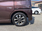 弊社は、お客さまのニーズにお応え出来るよう、豊富な車種を取り揃えております。お乗り換えの際も、是非、よろしくお願いいたします。