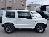 すべての車に外装のコーティングと各種ルームクリーニングを施工いたします!外装も内装も愛車はいつもピカピカキレイが気持ちいいですね♪