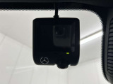 リバース連動型のバックカメラは、精度が良く、バックや縦列駐車もストレスなく止められます。カメラの性能も日々進化しており画質には私たちも驚かされます。ぜひ実車でのご確認をお願い致します!