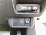 ビルトインタイプの【ETC】で見た目もスッキリ。高速道路の利用にとても便利です。
