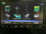 Stradaのオーディオ画面です。BLUETOOTH AudioやTV、SDなどを選べます。