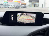 バックモニターもついているので、バック駐車も安心です♪