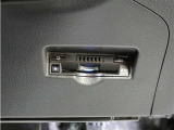 高速道路の料金所をスムーズに通過できるETC車載器♪※別途セットアップ料金を申し受けます。