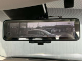 スマートミラー装着しております。常時の後方確認もしっかり行えます。切り替えも可能です。