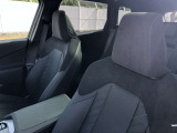 車両の詳細、ご質問につきましては、営業スタッフまでお気軽にご連絡下さいませ。遠方のお客様には実車の詳細動画送信も承ります。お問合せをお待ち致しております。