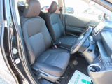 運転席回りもすっきりしていてスムーズに乗り降りができます!
