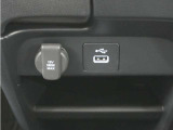 AppleCarPlay・AndroidAutot対応のUSBジャック(Type-A)付きです。毎日の通勤から遠出のドライブまで快適なカーライフをさぽーとします。