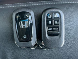 こちらの車両はスマートキー2個付属しておりますのでご安心くださいね(^^)/