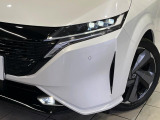 【LEDヘッドライト】悪天候や夜間走行時も良好な視界を確保し安心して運転できる高輝度LEDヘッドライトを装備!点灯速度が早く、消費電力も抑えられています。