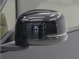 ◆ドアミラーウインカー◆ドアミラーにウインカーを装備しています。対向車に自身の進行方向を合図し安全に運転できます。