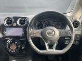 ご購入後のお車の保証は全国の日産販売店で対応できるワイド保証(1年間)が無料付帯されています。走行距離無制限の保証ですので安心してお乗りいただけます。