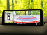 【360&deg;ビューモニター】専用のカメラにより、上から見下ろしたような視点で360度クルマの周囲を確認することができます☆死角部分も確認しやすく、狭い場所での切り返しや駐車もスムーズに行えます。