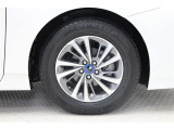 タイヤサイズ(195/65R15)です。