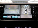 マルチビューカメラ付き。駐車が苦手な方も心配無し。