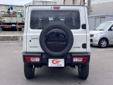 清潔感と高級感を兼ね備えたパールホワイトの車体色です。掲載情報以外にも気になる点がございましたら、お気軽にお問い合わせください!
