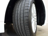 タイヤサイズは245/45R19となっております☆