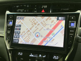 現在地や周辺の道路を画面上で確認でき、目的地までのルート確認に役立ちます。地図が見やすく表示されるため、慣れない場所へのお出かけもスムーズに計画できます。