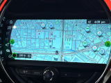 ●純正ナビ:一体感のあるナビは、高級感ある車内を演出してくれます。Bluetooth再生などオーディオ機能も充実しておりますので、運転もより楽しめます♪
