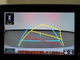 バックモニターで、後方を確認しながら安心して駐車することができます。運転初心者も熟練者も必須の機能ですよ!