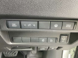 各種スイッチがまとまって付いてます。