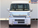 ご来店いただければ軽自動車からスポーツカー、1ボックスやセダンなどパソコンひとつで800台すべての在庫をご覧いただくことができます!