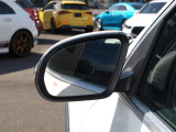 ミラーにも目立つ傷はございません