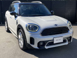 MINI正規販売店のお車は、全てのお車にMINI認定中古車保証書が発行されます。保障約款もございますので保障内容が明確でございます。お客様にご安心してお乗り頂けますよう、全力でお客様をサポート致します。