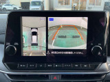 アラウンドビューモニターは車の全周囲をカメラで映しだして障害物や人を確認、周りの状況を確認しながら安全に駐車できる便利な装備になります。