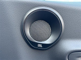【JBL(プレミアムサウンド)】トヨタでお出かけの際には、ぜひ素敵な音楽体験を!ありふれた一日にも特別な体験を!ドライブの時間を上質な音楽でお楽しみいただけるサウンドシステムが搭載されています♪