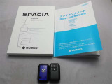 取説・メンテナンスノート・スマートキーの3点セットです。