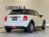 ◆LIBERALAは、輸入車選びの新たなスタイルを提案するインポート・セレクト・ブランドです。オーナー様となる方がクルマから直接感じる感性を第一にした、最良の一台との出会いをコーディネートいたします。