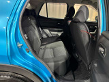 後席もしっかりとスペースを確保しているのでゆったりとご乗車できます♪