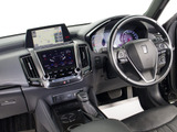 使いやすさや安全性を追求したステアリング周り!高級車ゆえにスイッチ類が多いのも特徴ですね!考え尽くされた配置ですぐに使いこなす事が出来ますのでご安心下さい!是非、体感してみて下さい!!