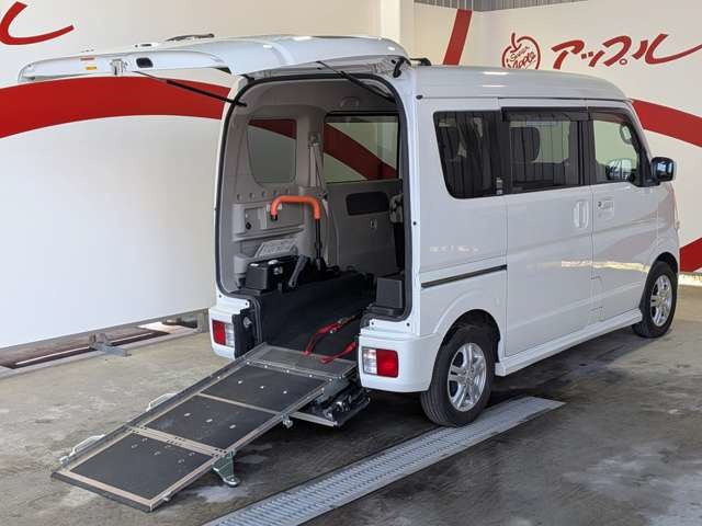 NV100クリッパーリオ  チェアキャブ ハイルーフ 4WD