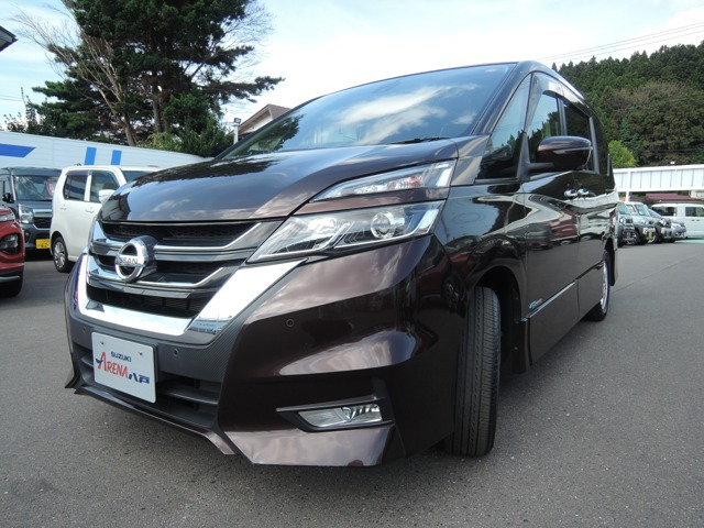 セレナ 2.0 ハイウェイスター Vセレクション 4WD