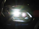 LEDオートヘッドライトを搭載しております。非常に明るく夜間走行時に非常に重宝します。