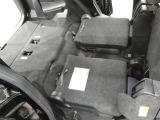 ゆとりある広々とした車内空間は、ドライブを始め買い物やレジャーなど、幅広く活躍します。一人でもみんなとでもお出かけを楽しみましょう!
