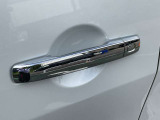 【両側電動スライドドア】便利な両側電動スライドドアです。インテリジェントキーや運転席のスイッチでドアの開閉が出来るので、とても便利な装備です♪