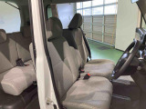 ご覧いただきありがとうございます!安心保証付きの展示車を多数揃えておりますのでお気軽にお尋ねください。