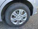 純正ホイルカバー タイヤサイズ 185/70R14(リヤ左タイヤ)
