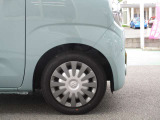 タイヤサイズは155/65R14です。