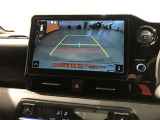バックガイドモニターで、後方を確認しながら安心して駐車することができます。運転初心者も熟練者も必須の機能ですよ!