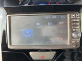 FMやAM、テレビ、Bluetooth Audioなど、複数の音源を画面から選択できます。使いたい項目を確認しやすく、日々の移動に合わせて楽しめます。
