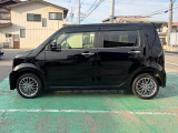 ホンダ独自のセンタータンクレイアウトで見た目以上に室内が広く、日常からお出かけまで使える便利な一台ですよ♪